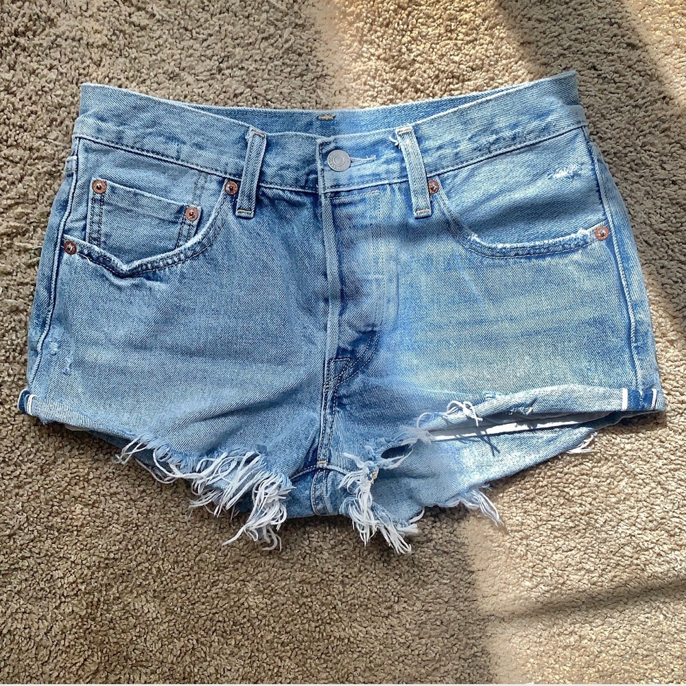 Levi’s short